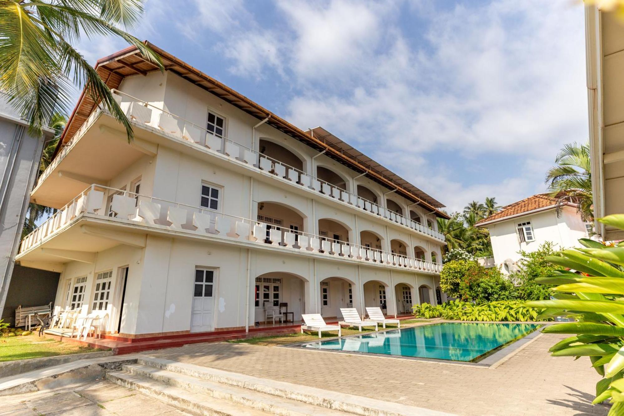 Shangrela Beach Resort By Ark Ambalangoda  Exterior photo