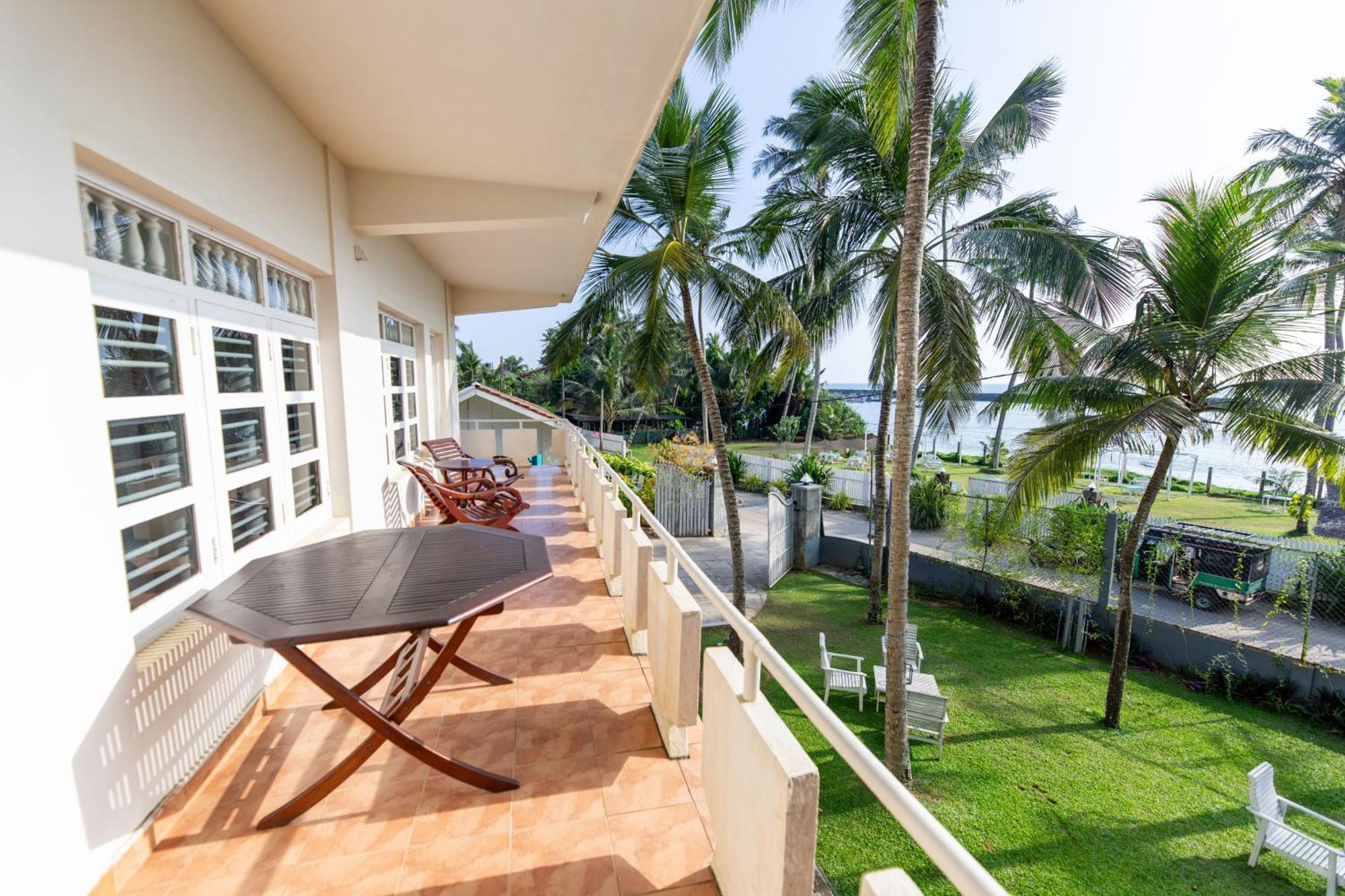 Shangrela Beach Resort By Ark Ambalangoda  Exterior photo
